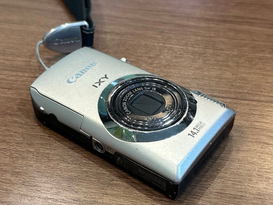 C*a様 キャノン IXY PC1467 可動品 デジカメ 充電器付属