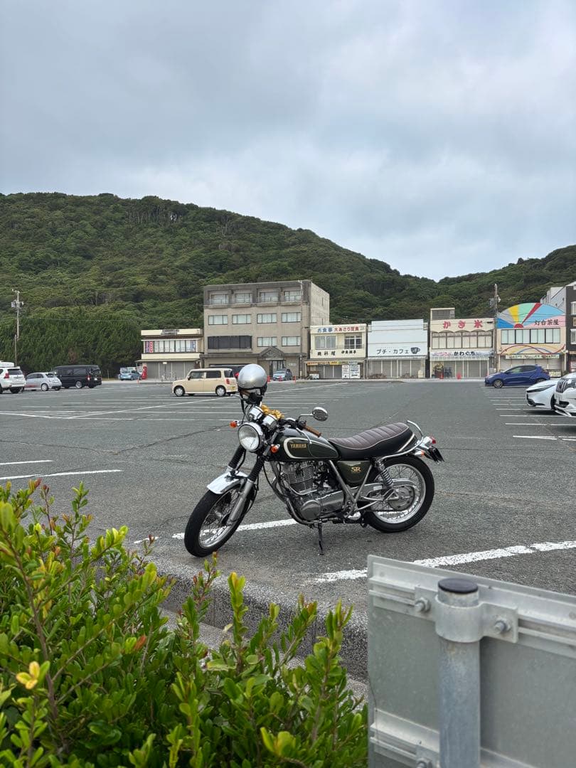 SR400 FI用 カスタムシート ブラウン タックロール（純正3HTベース）
