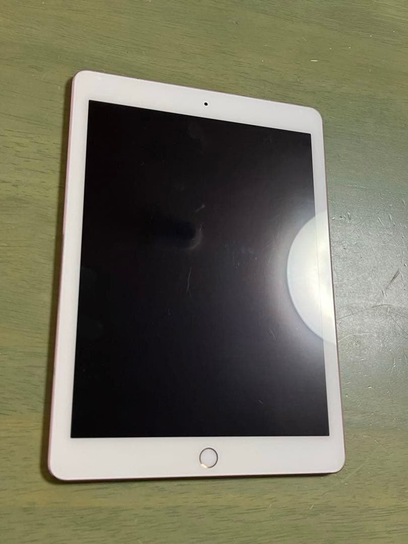 iPad Pro 9.7 Wi-Fi+Cellular 256GB SIMフリー