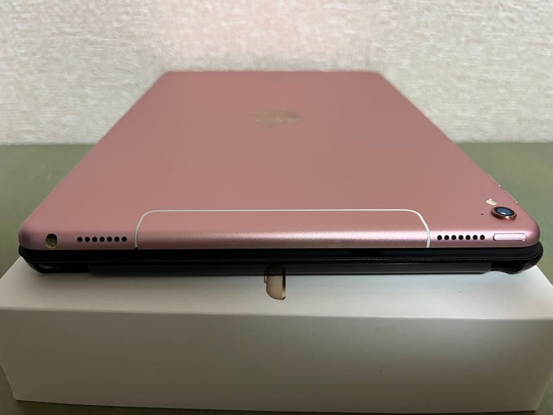 iPad Pro 9.7 Wi-Fi+Cellular 256GB SIMフリー