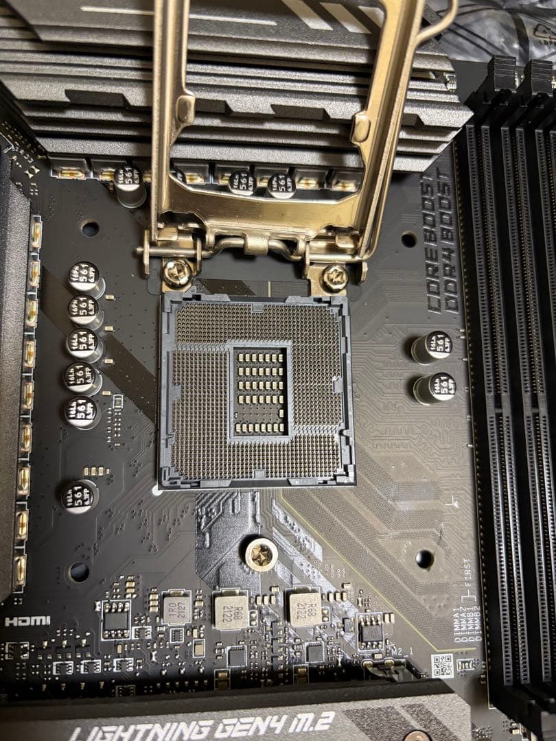 H*7様 MAG Z590 TOMAHAWK WIFI