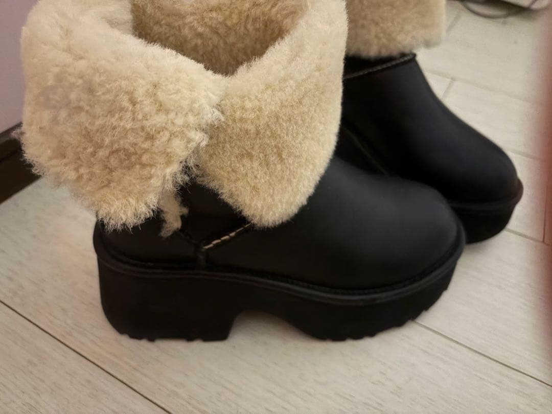 UGG ブラック ショートブーツ 38