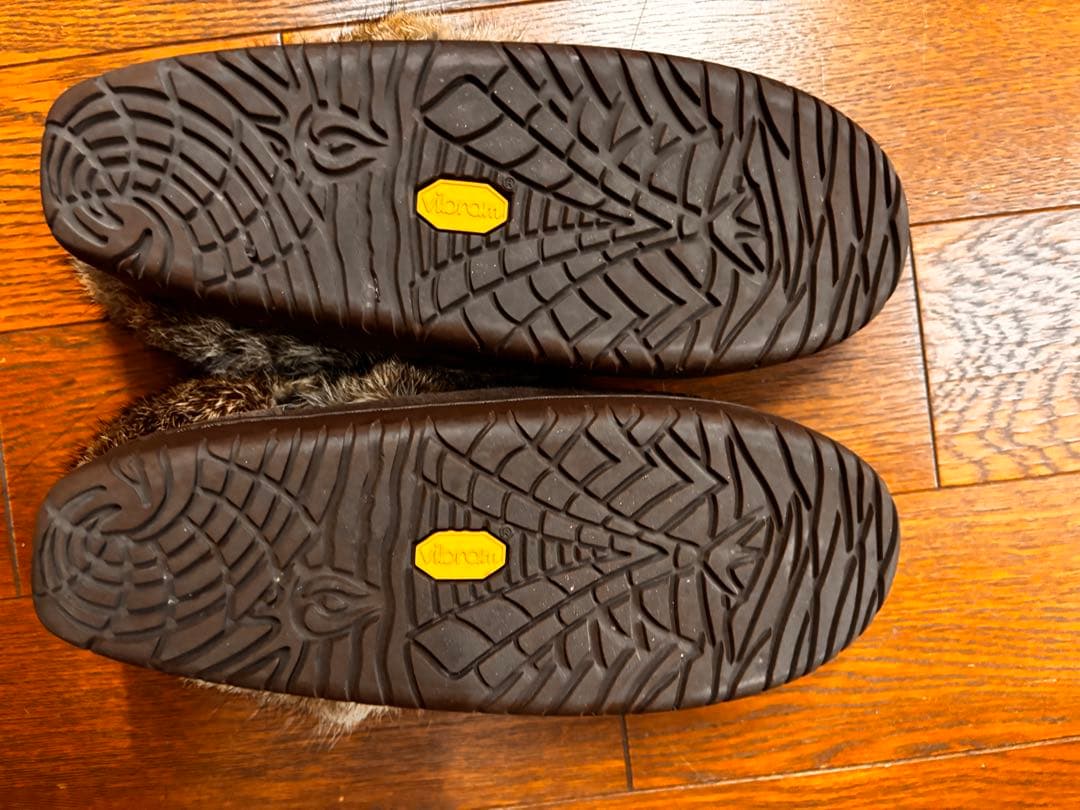 Manitobah Mukluks ダークオリーブ ムートンブーツ レディース