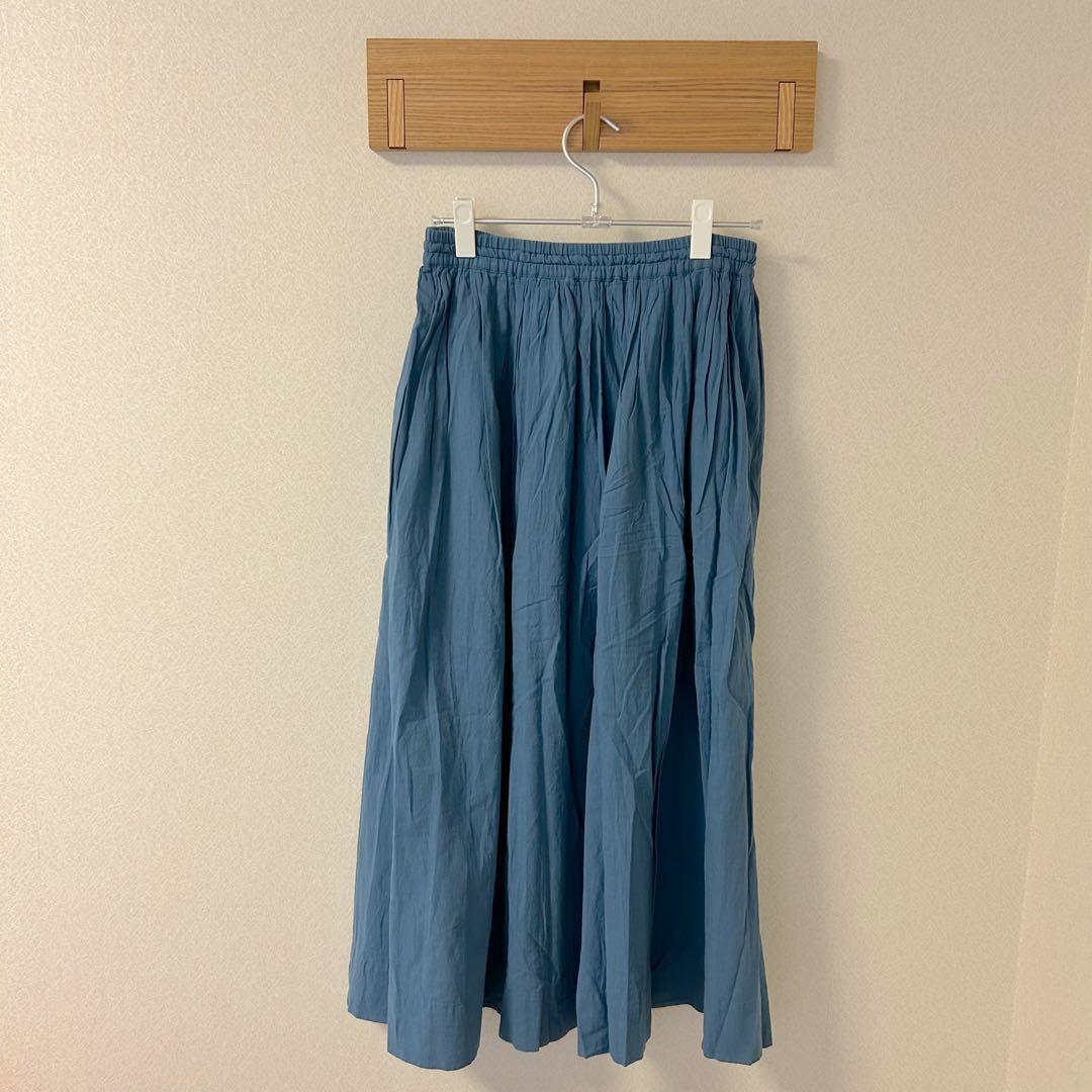 【新品】北欧、暮らしの道具店　パンツ派さんにもおすすめのギャザースカート ブルー