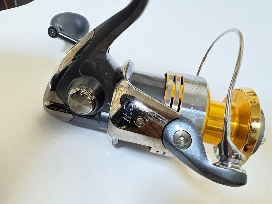 SHIMANO TWINPOWER SW8000PG スピニングリール