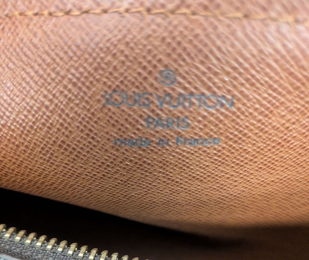 LOUIS VUITTON ルイヴィトン モノグラム パピヨン30