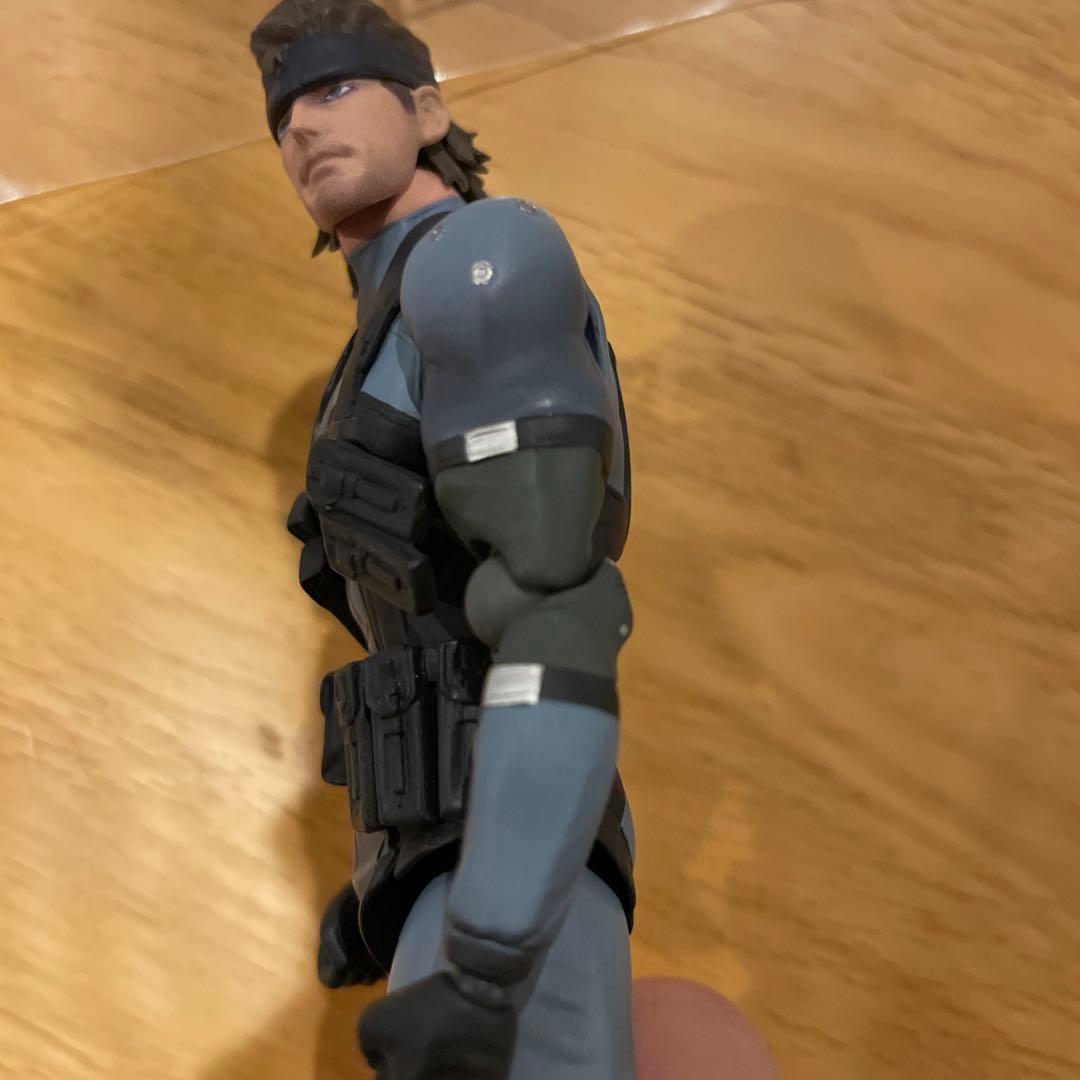 figma 645 SOLID SNAKE MGS2 　スネーク　メタルギア