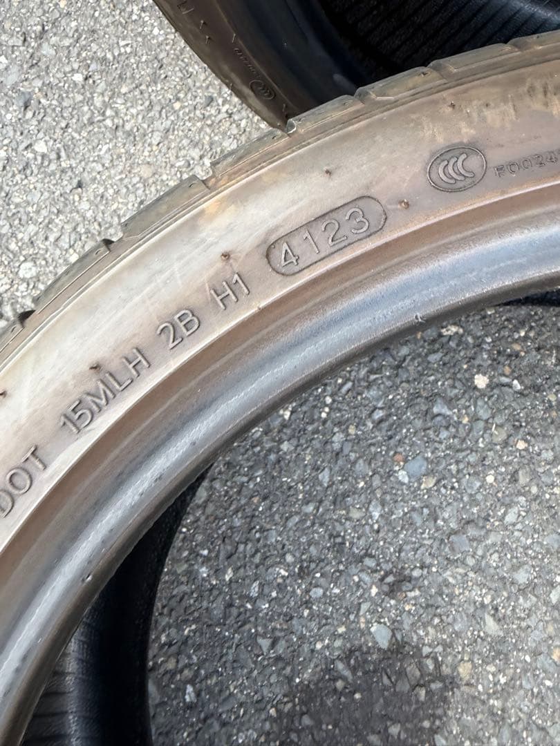 ハンコック ベンタスS1 EVO3 215/40R18 23年製 ４本