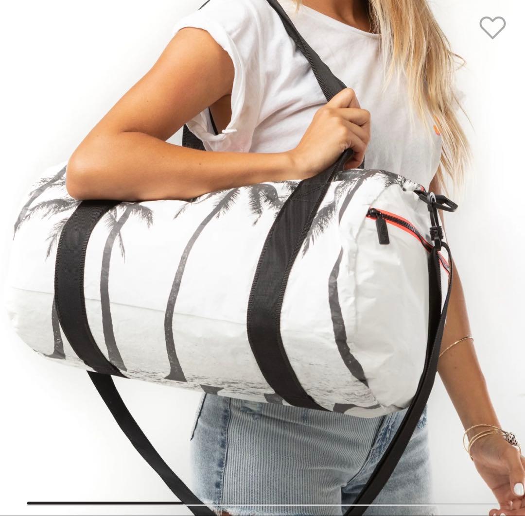 新品未使用　アロハコレクション　DUFFLE