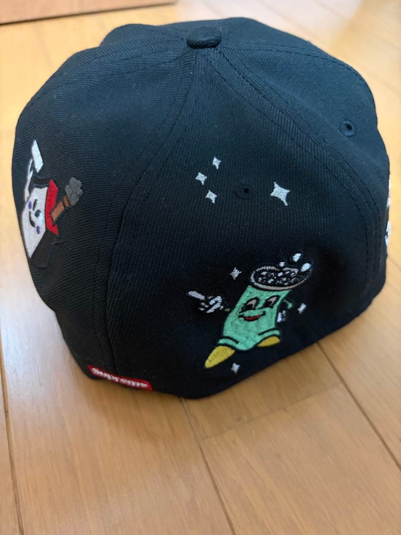 supreme × newera ワッペン　7 8/5 未使用