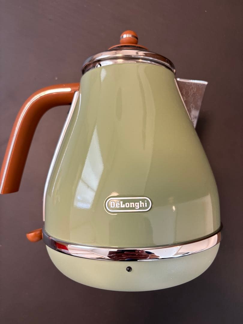 大人気アイコナ・ヴィンテージシリーズ♪可愛いオリーブグリーン！電気ケトル1.0L