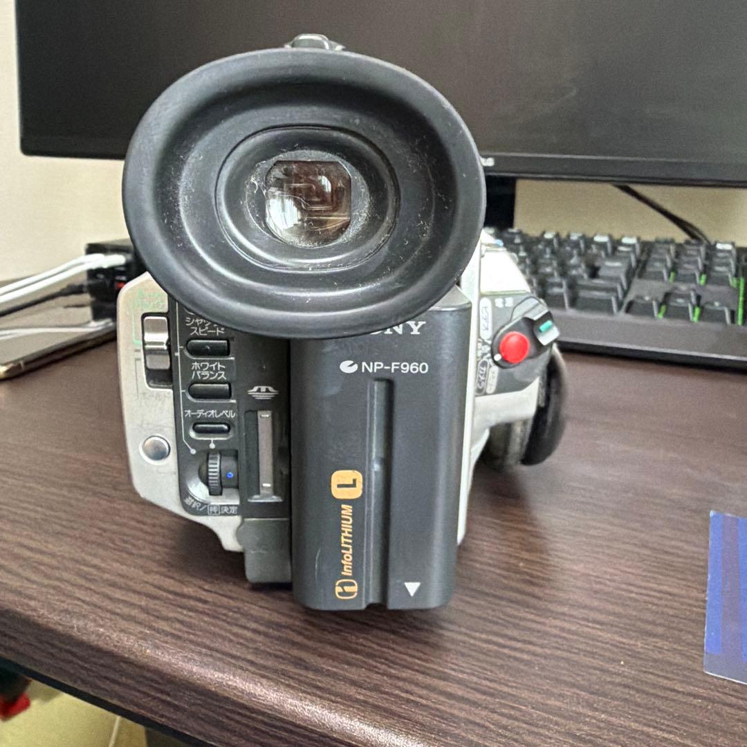 S*N様 SONY DCR VX2000 DVビデオカメラ