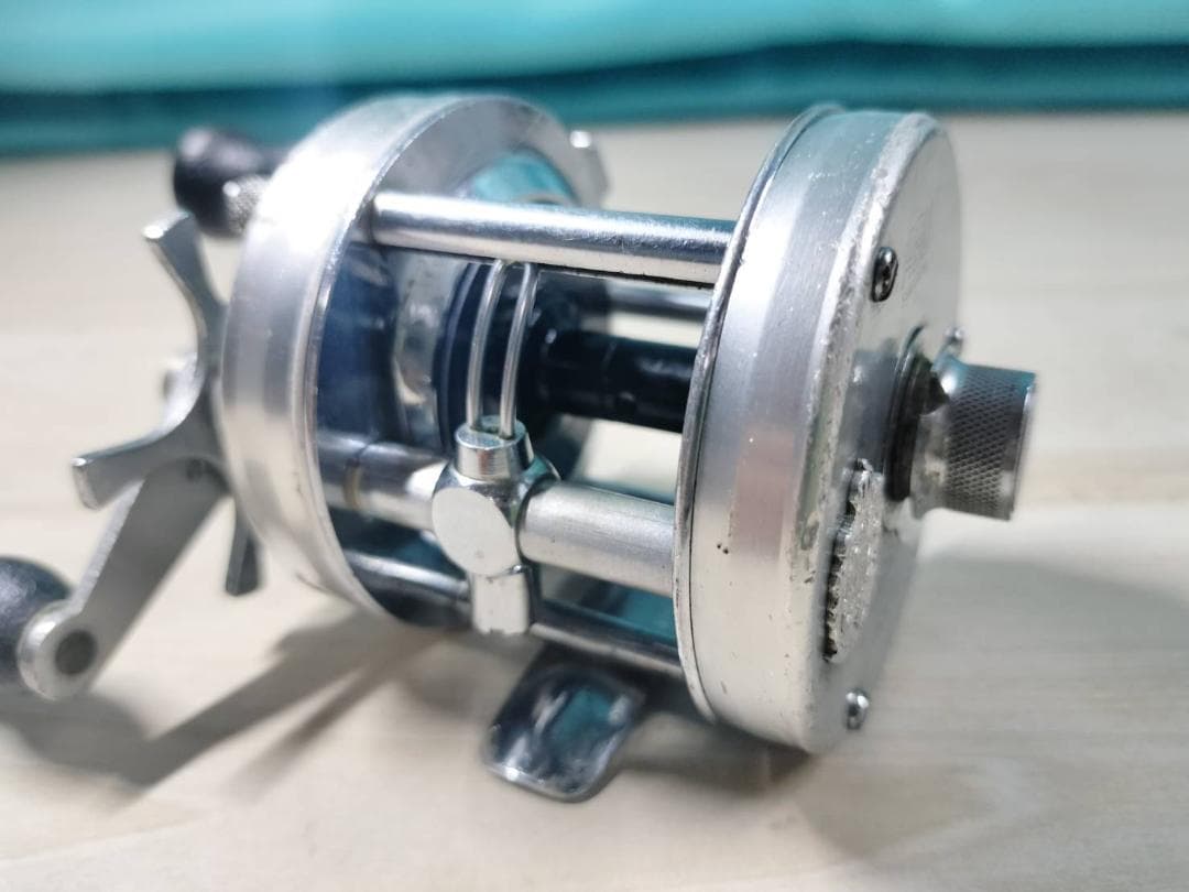 アブガルシア　アンバサダー5000c　ビンテージ　リール abu