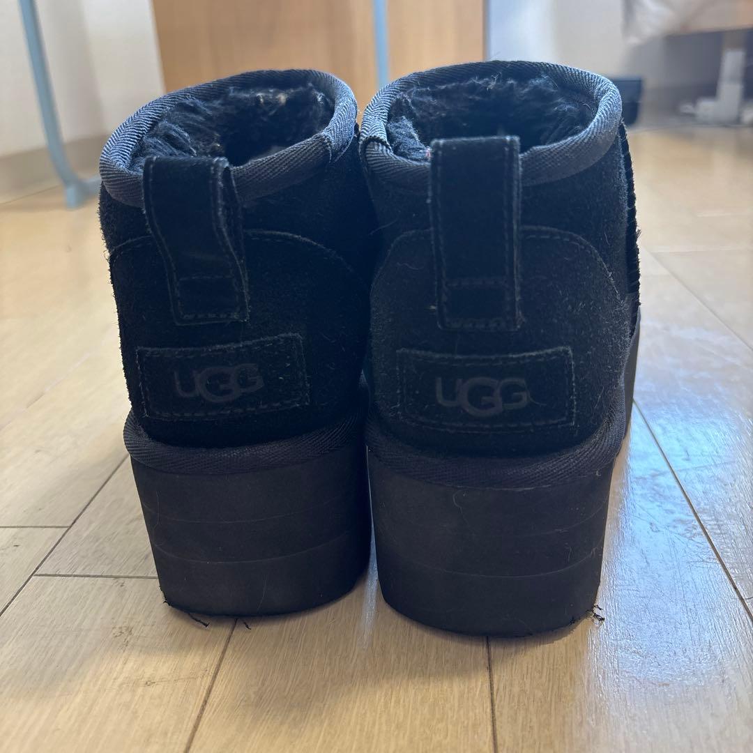 【美品】UGG クラシックウルトラミニ　プラットフォーム　23cm