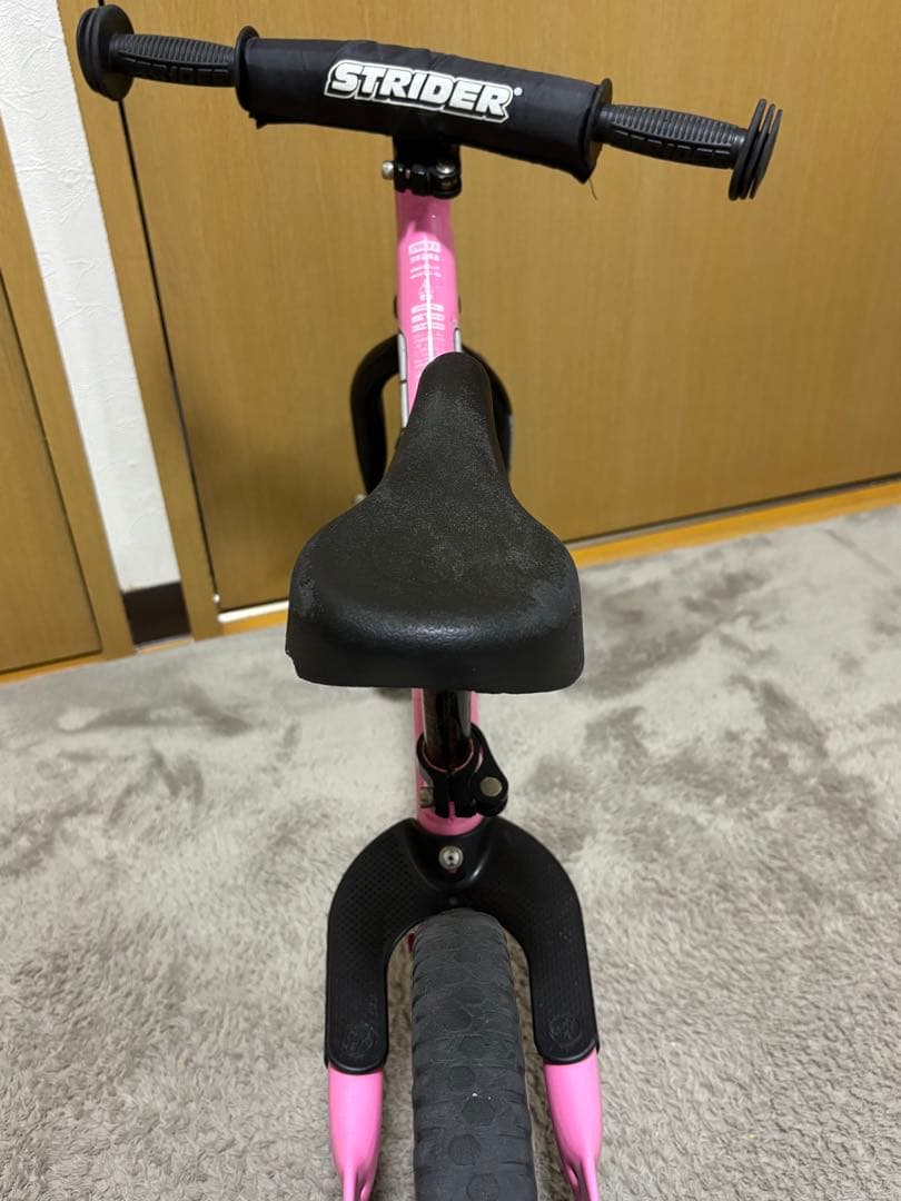 STRIDER スポーツ バランスバイク 12インチ ピンク