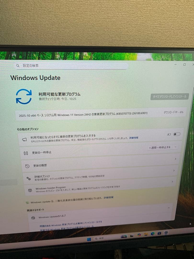 コンパクトデスクPC！Wifi、DVD、M.2SSD/インチHDD/Win11！