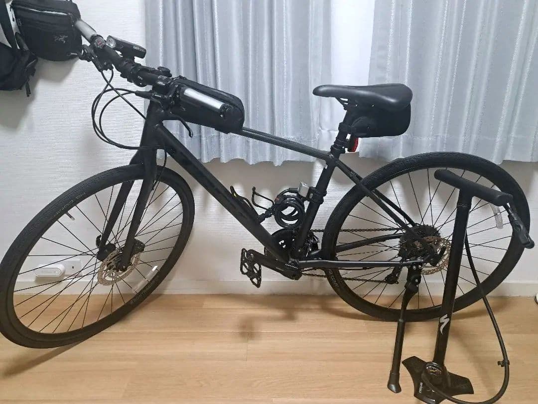 ★送料込み【付属品多数】　TREK トレック FX3 Disc 2021年式