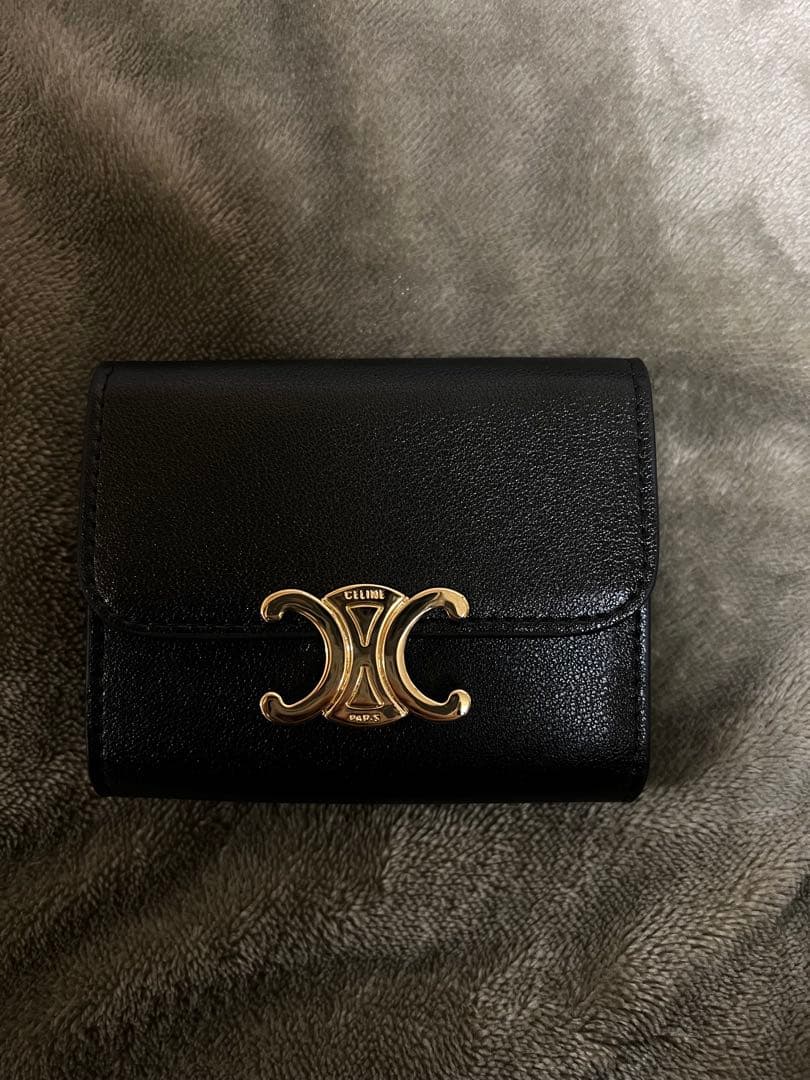 CELINE ブラック 三つ折り財布 箱付き
