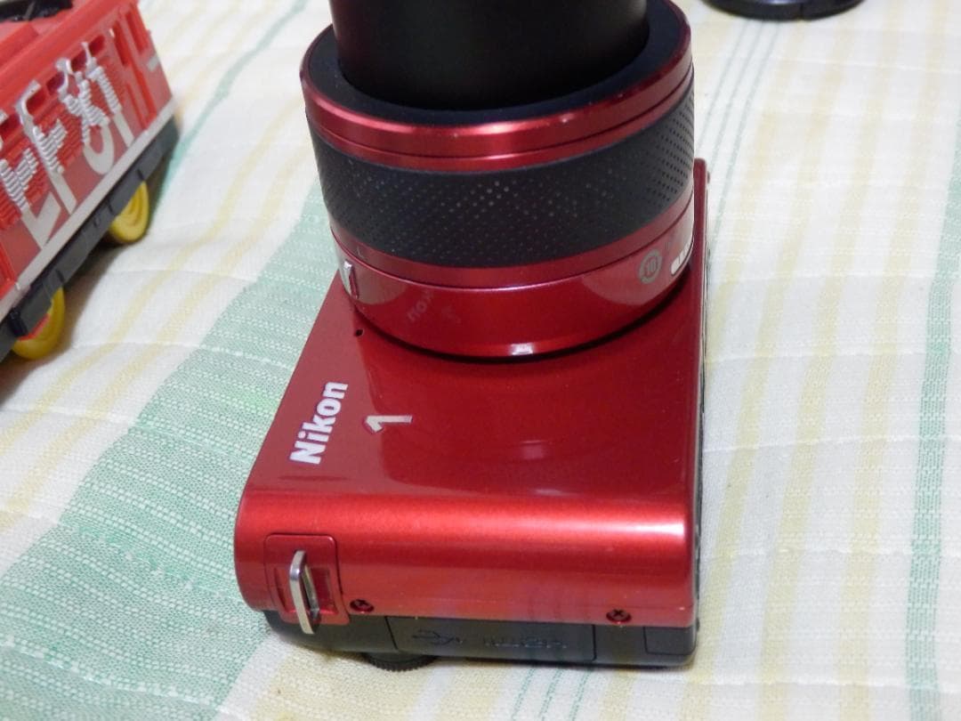 ⭕️動作品❤️完品❤️ニコン1 赤 J1★ミラーレス一眼❌除外GR-N2000等