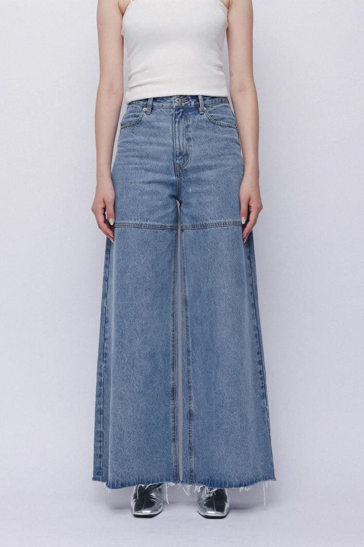 YOOU デニム　有末麻祐子さん着用