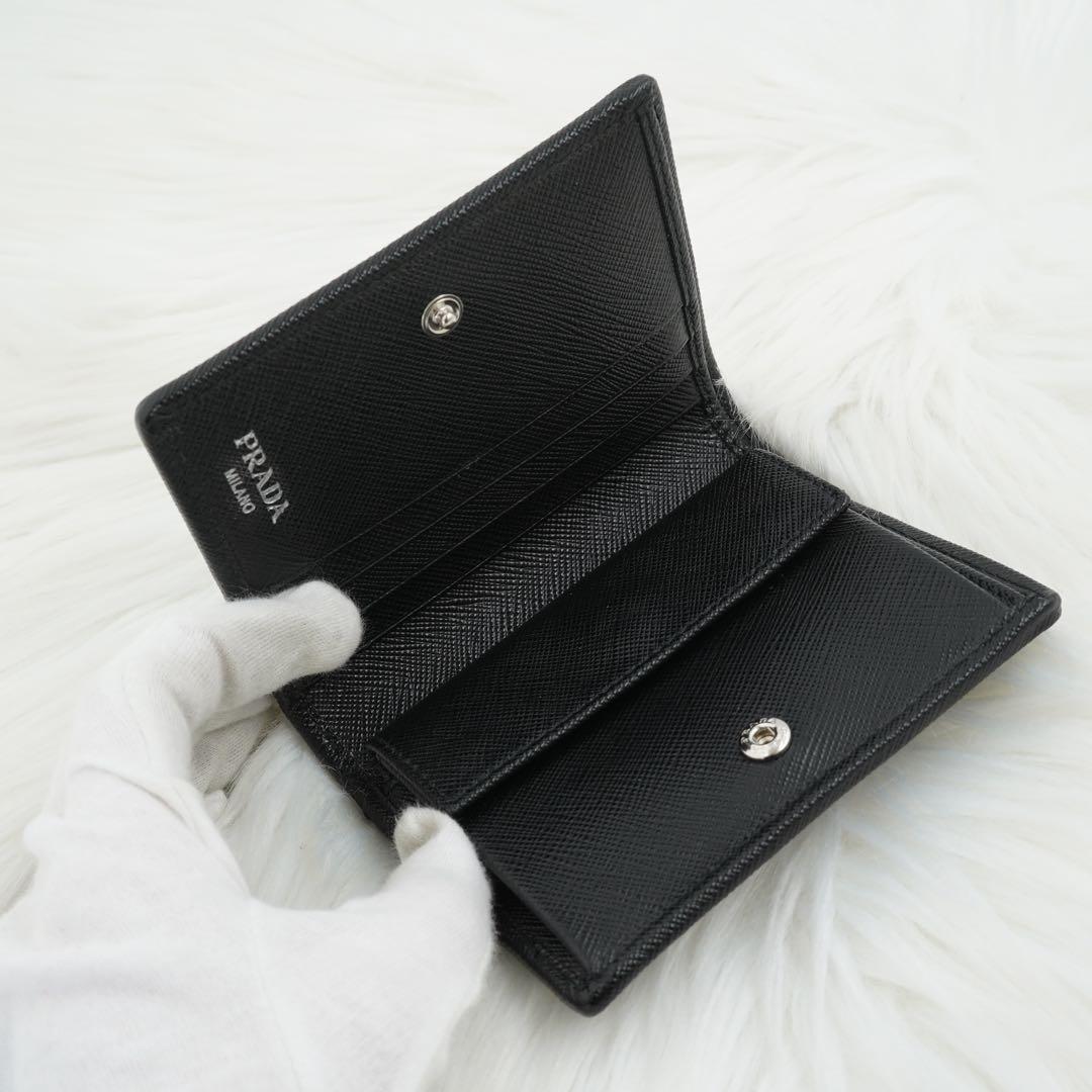 新品　PRADA プラダ　二つ折り財布　ナイロン　三角プレート　ブラック