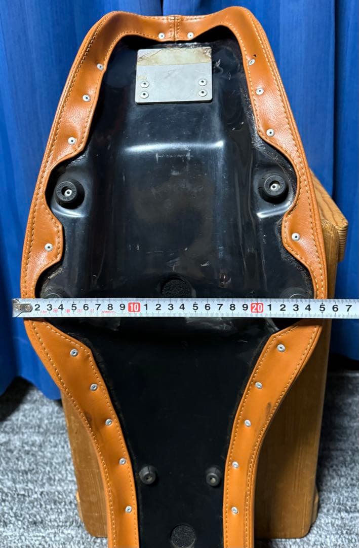 ハーレー スポーツスター トランプサイクル タックロールシート コブラシート