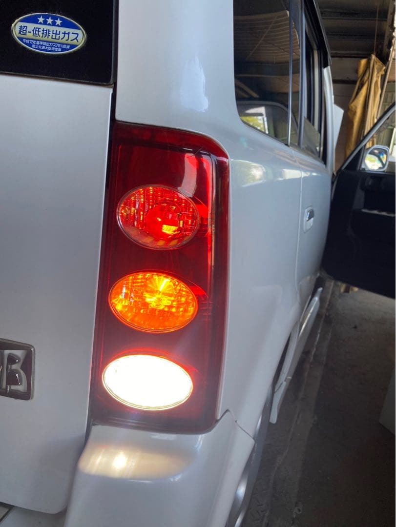 Lens:PMMA bB NCP30 TOYOTA テールランプ