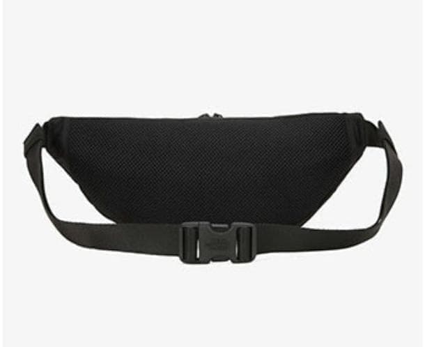 新品 ノースフェイスヒップサックショルダー ボディバック