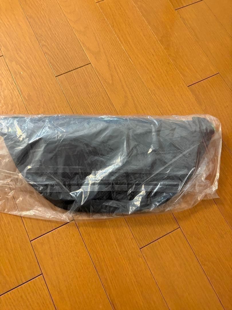 新品 ノースフェイスヒップサックショルダー ボディバック