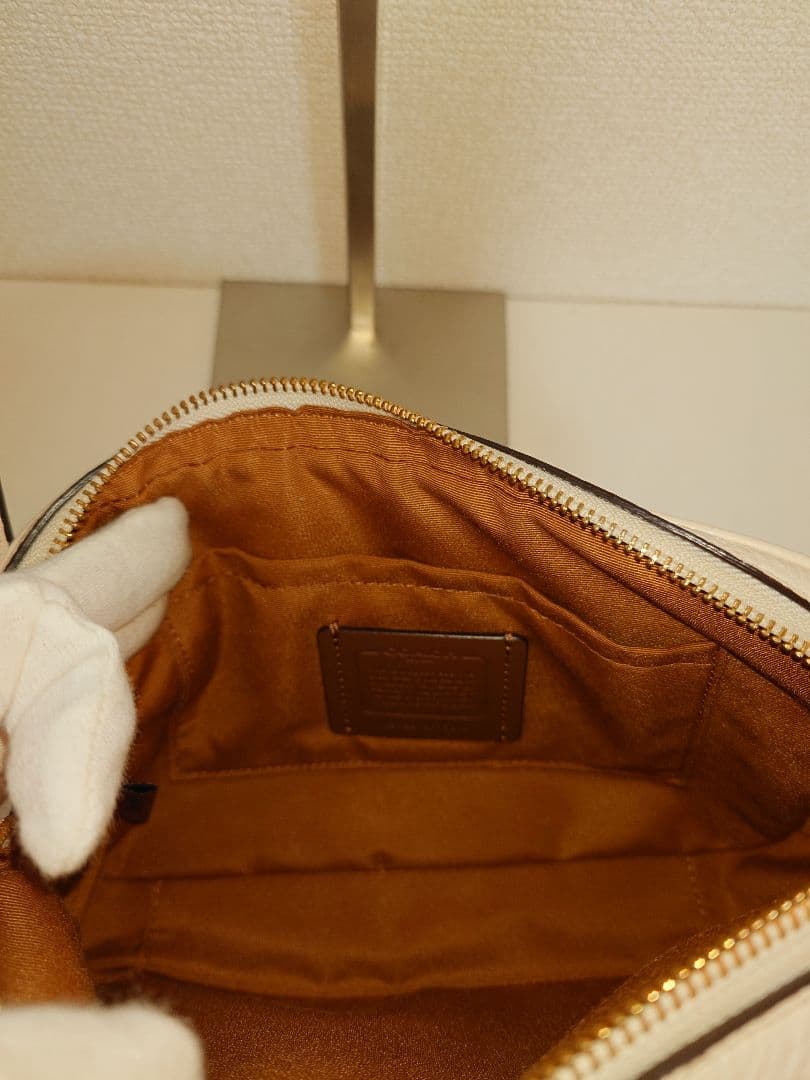 【美品】COACH レザー ショルダーバッグ ホース&キャリッジ　カメラバッグ