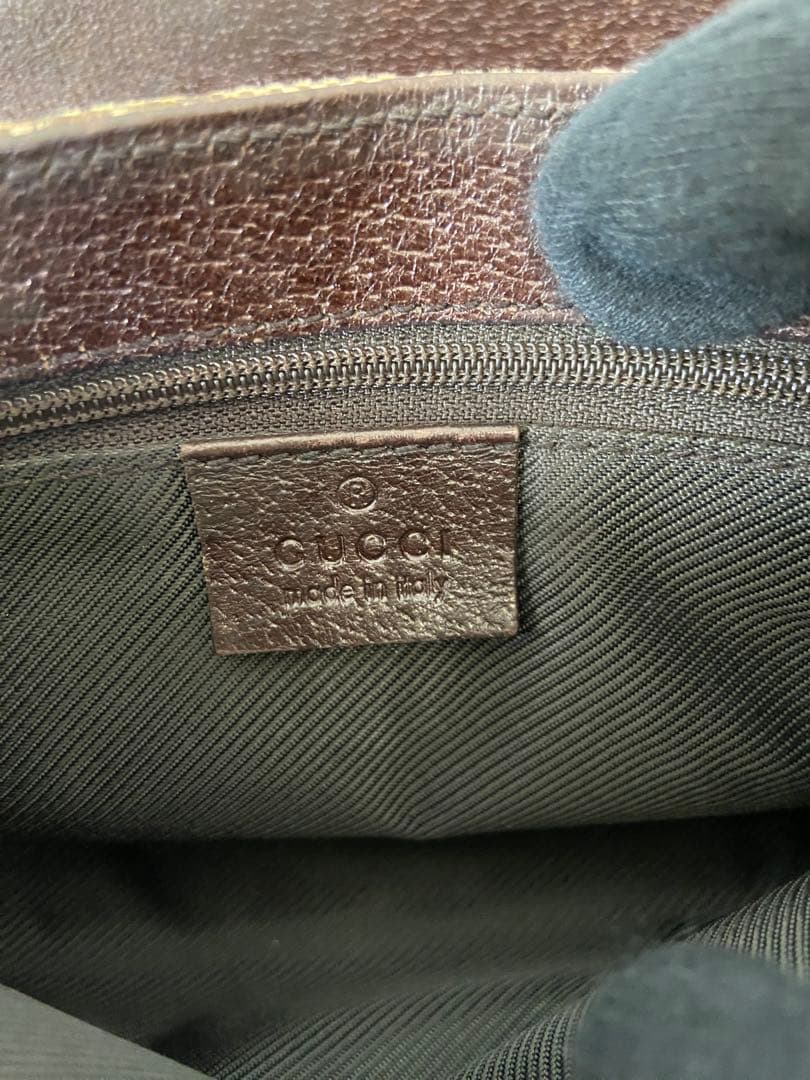 GUCCI ボディバッグ　ショルダーバッグ　GG柄　キャンバス　レザー　ベージュ