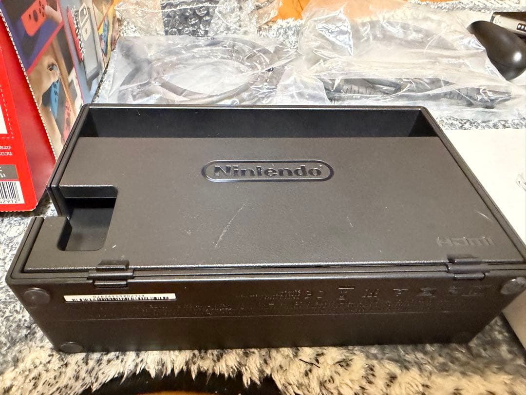 Nintendo Switch バッテリー強化版ネオンブルーレッド本体付属品完備