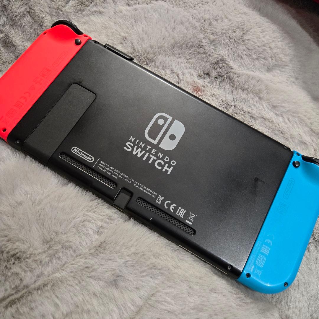 Nintendo Switch 本体 赤/青 ジョイコン付き　+おまけ