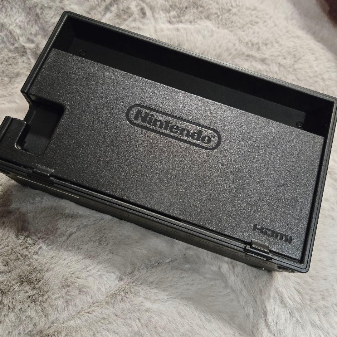 Nintendo Switch 本体 赤/青 ジョイコン付き　+おまけ