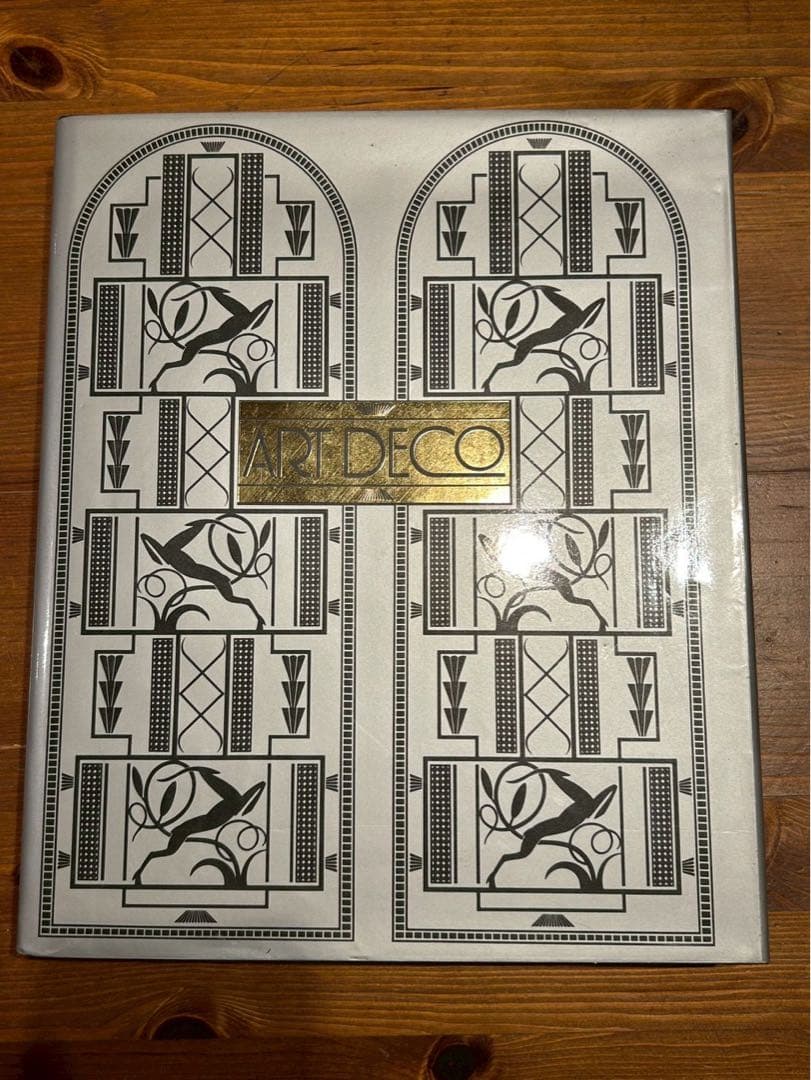 アート・デザイン・音楽 ART DECO victor arwas