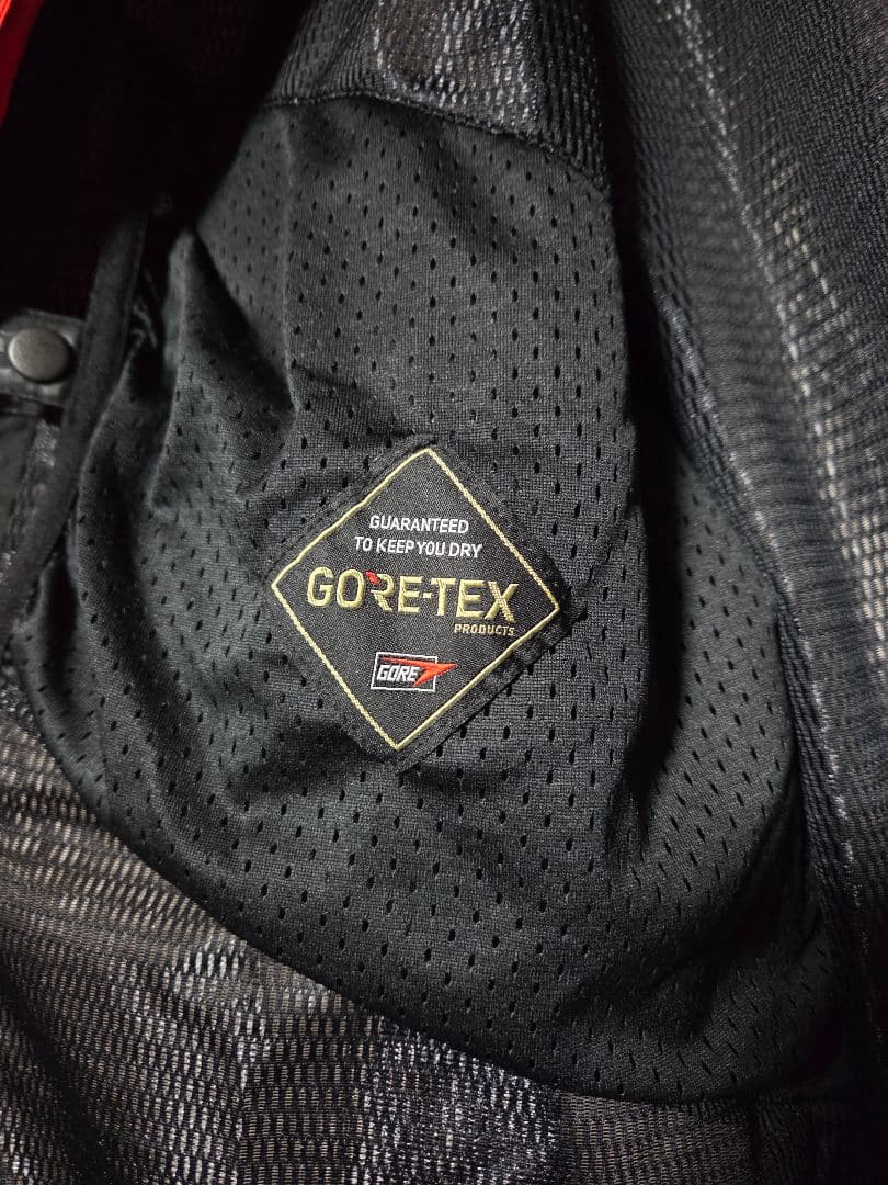 VOLCOM GORE-TEX レッド？オレンジ？　　US Lサイズ