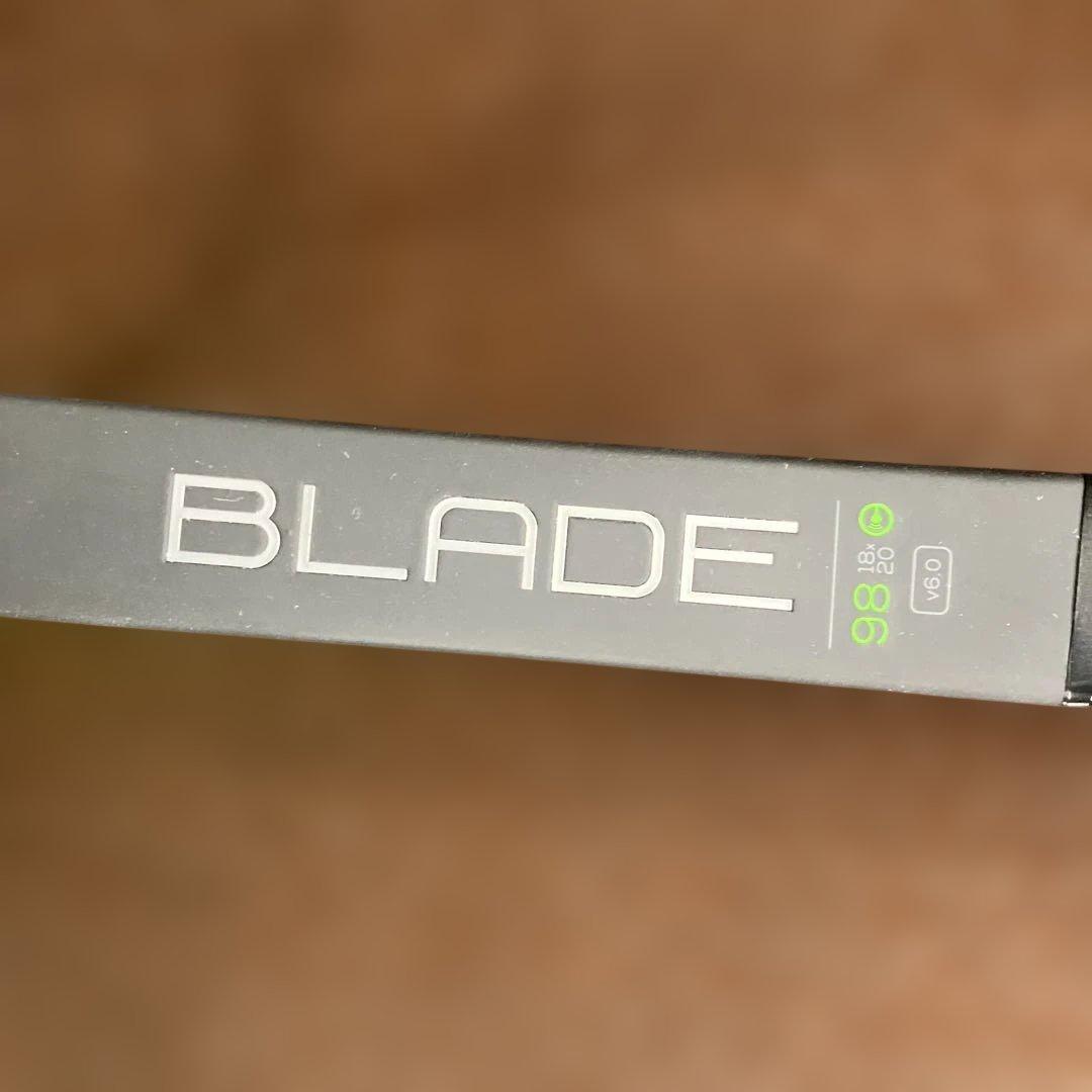 Wilson Blade 98 バージョン6.0テニスラケット