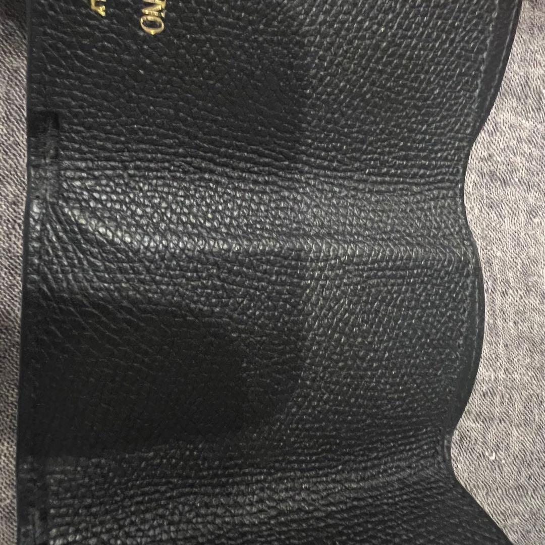 VALENTINO ヴァレンティノ 三つ折り財布 ブラック　黒　付属品　箱付