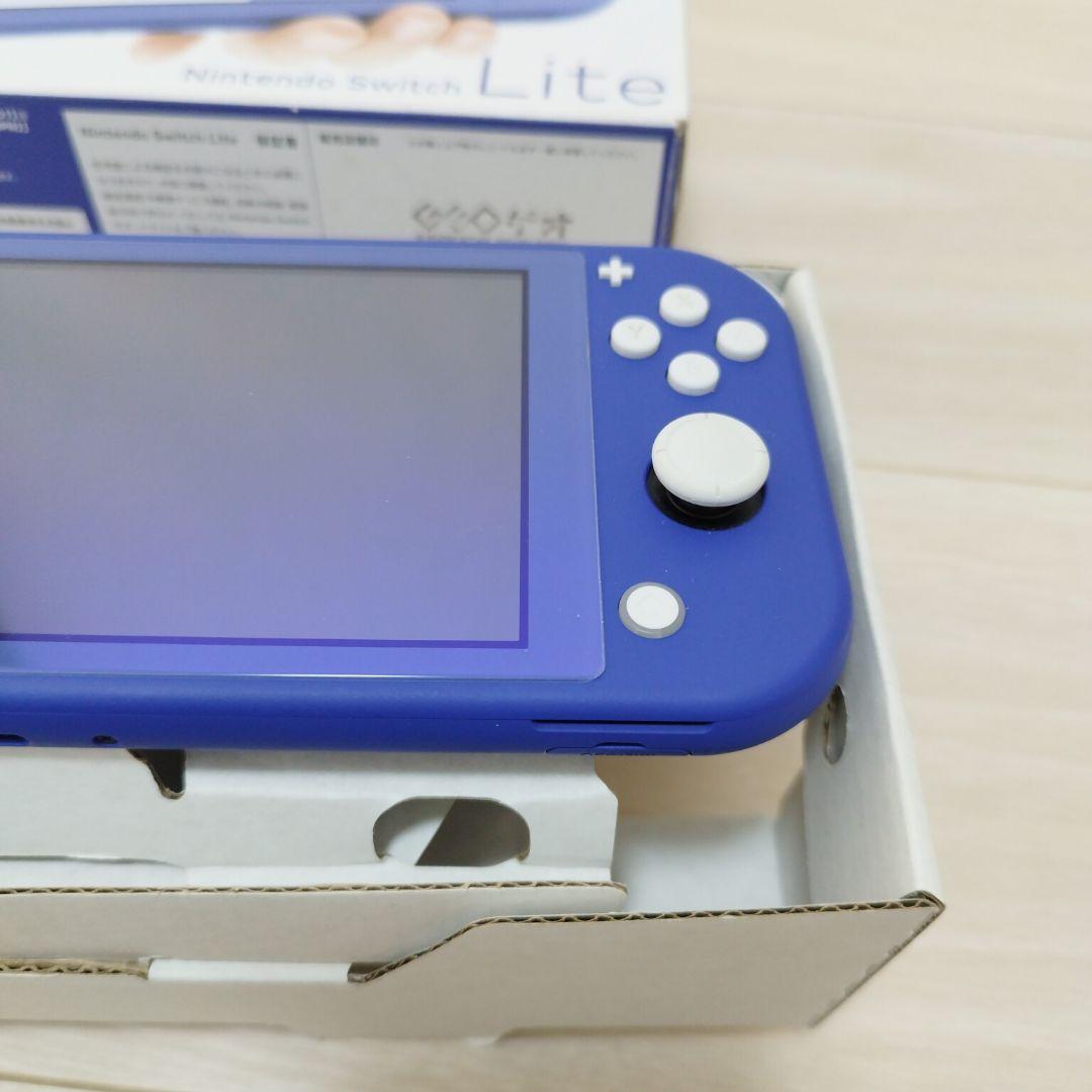 2022年製 Nintendo Switch Lite 本体 箱付き 充電器