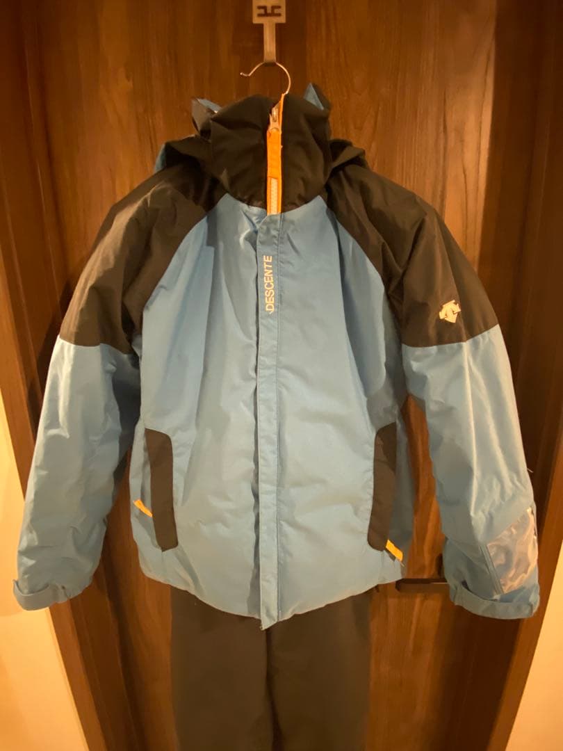DESCENTE 子供用スキーウェア 青と黒