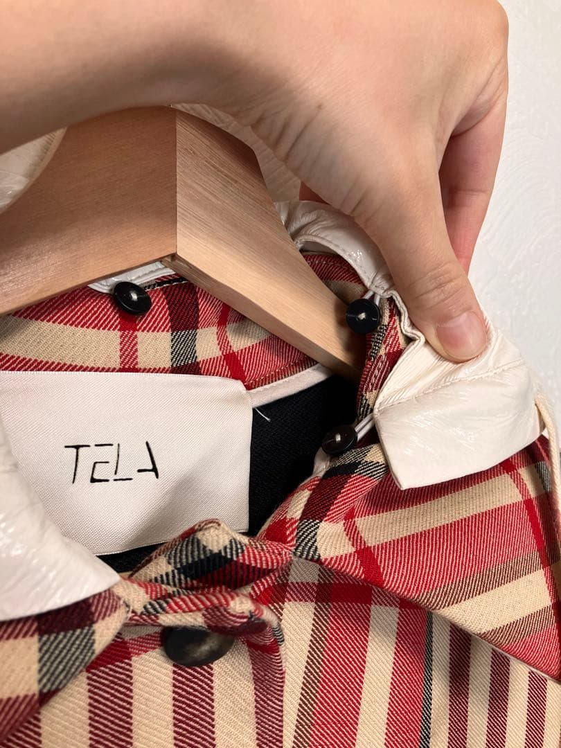 美品❗️TELA テラ　チェック柄　ウールコート　レザー フード　2way 赤