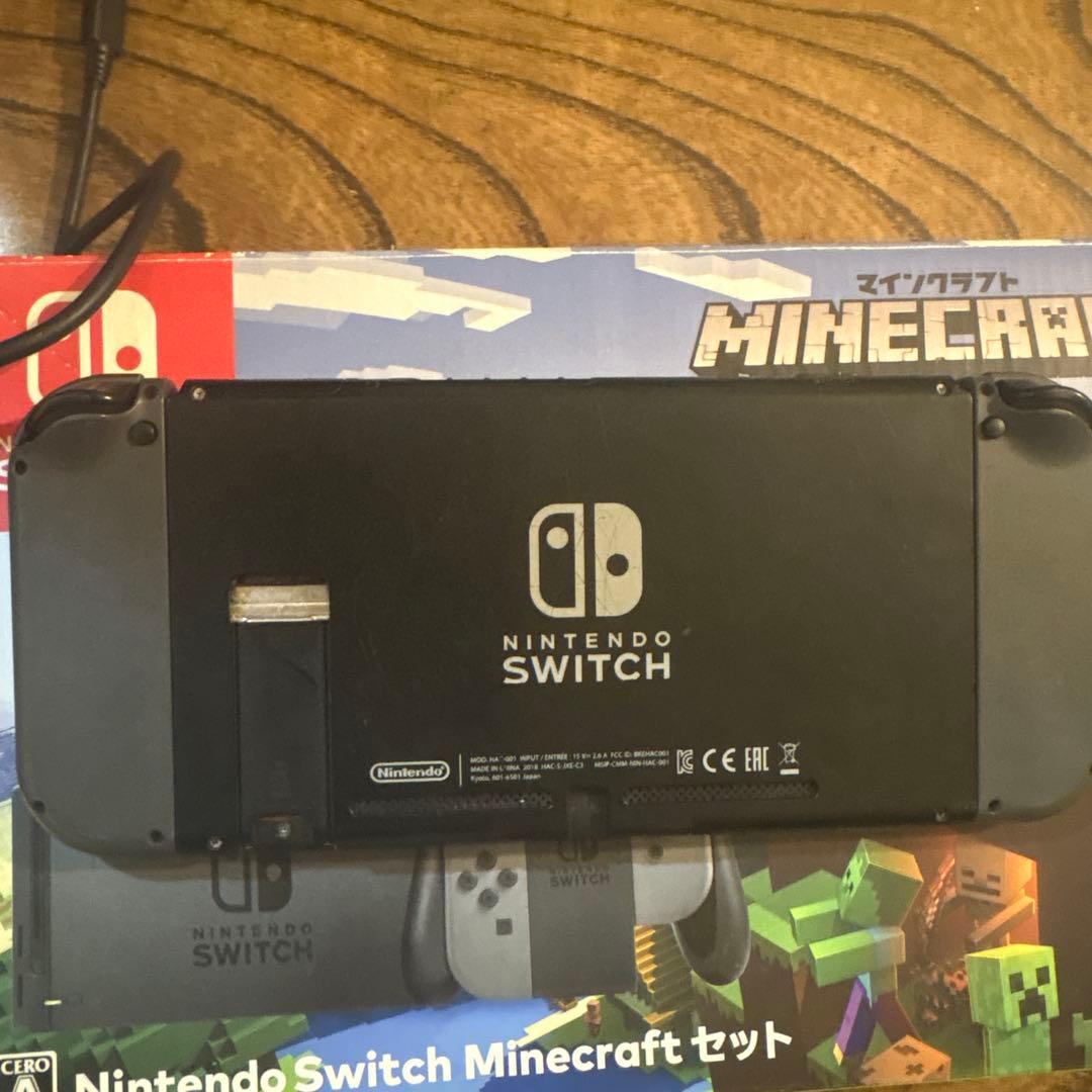【ジャンク品】Nintendo Switch 本体ジョイコンドッグ箱付き