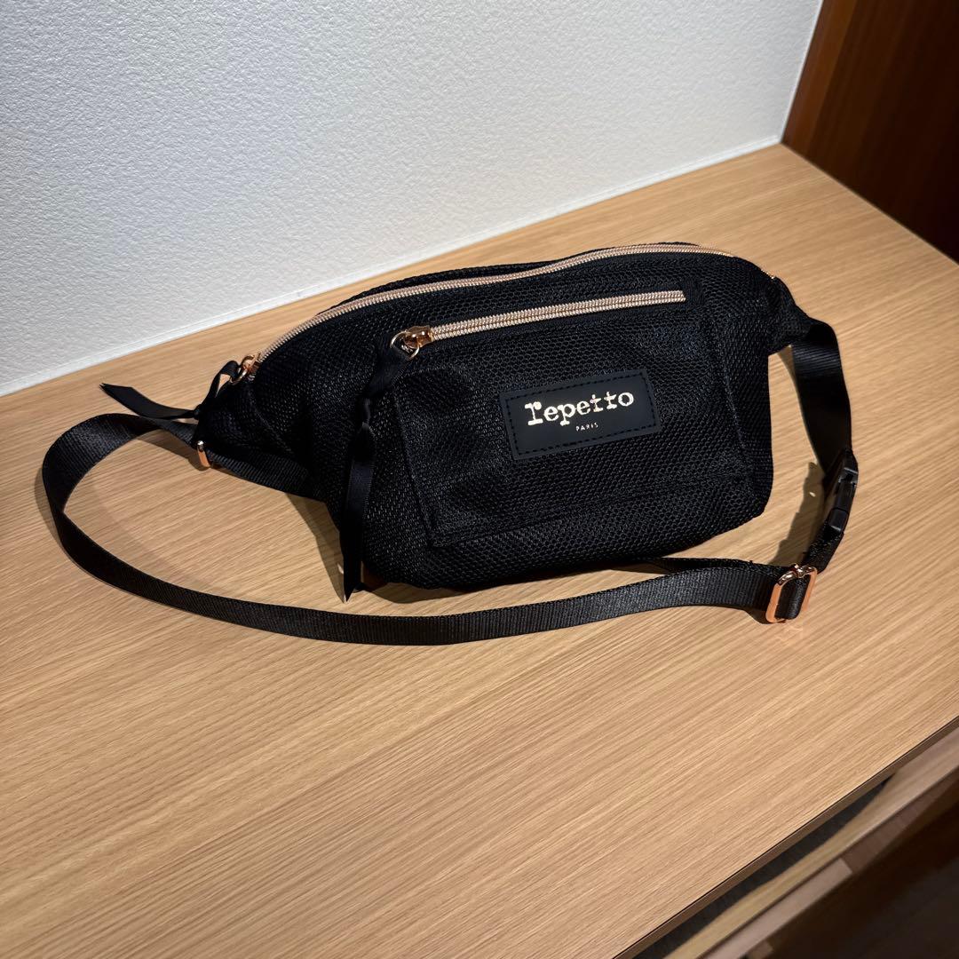 Repetto レペット　ボディバッグ・ウエストポーチ 新品、正規、限定。