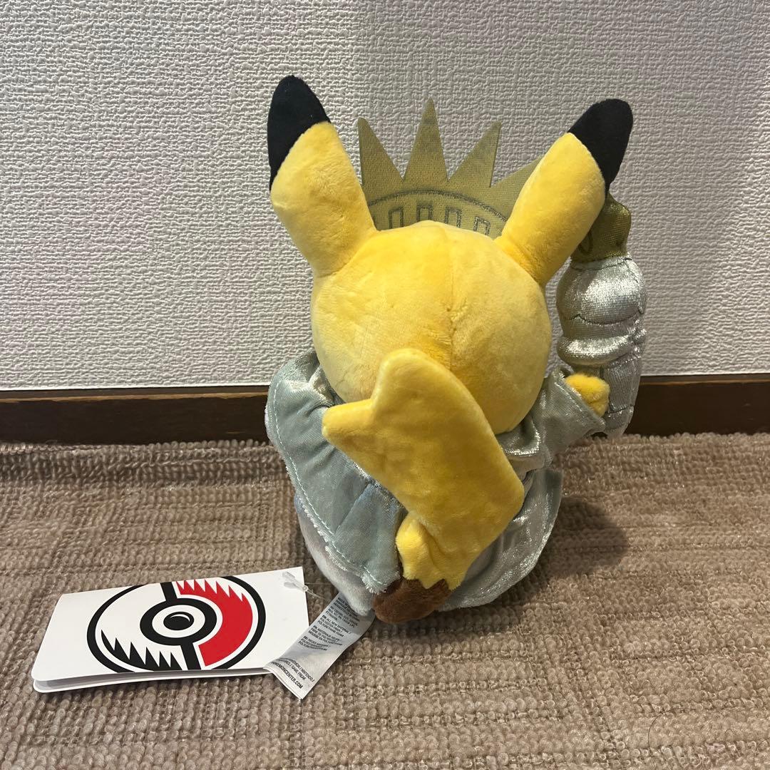 ピカチュウ 自由の女神 ニューヨーク限定ぬいぐるみ