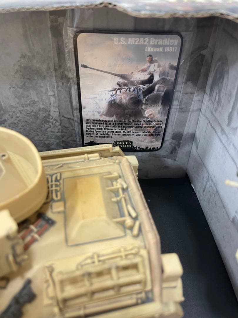 M2A2 forces of valor 戦車 1/32