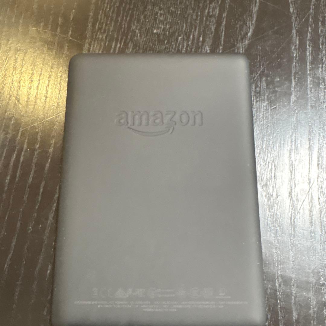 Kindle Paperwhite 純正カバー付き