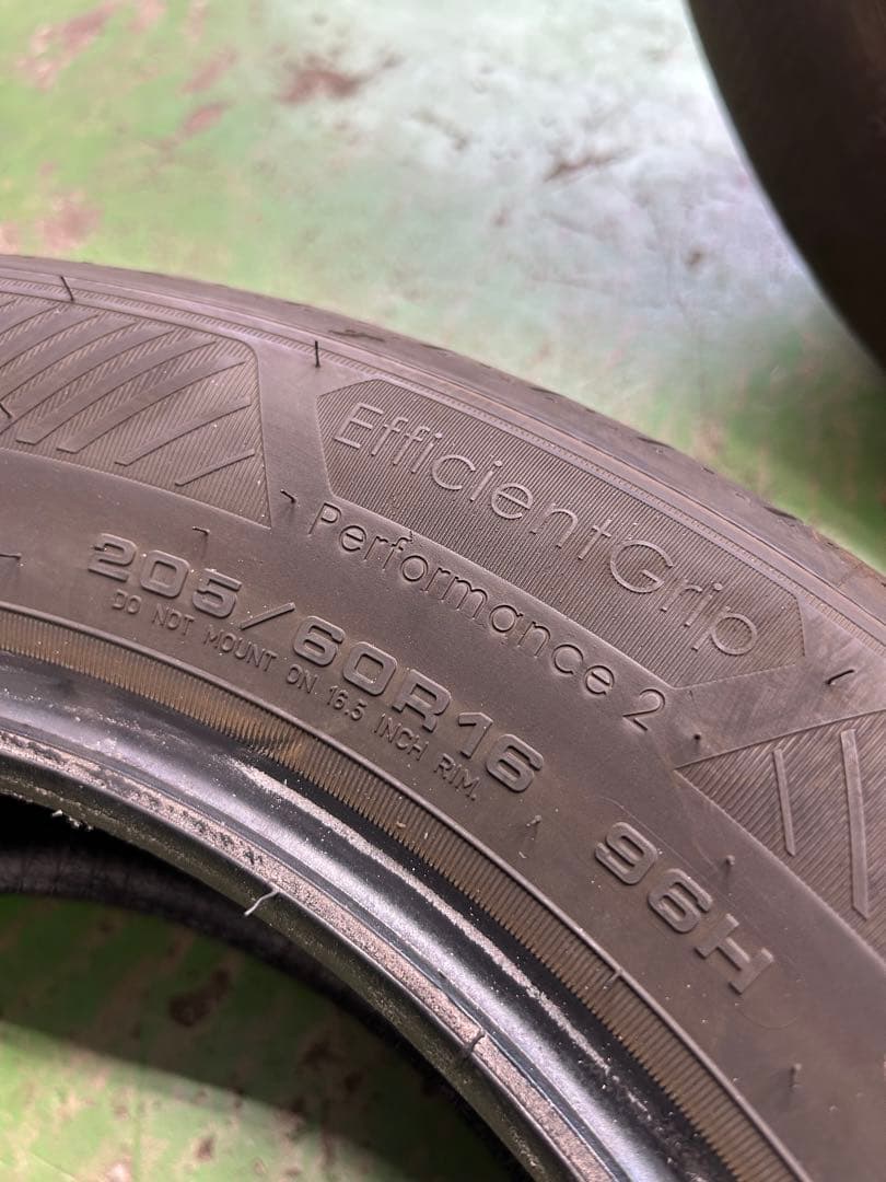 バリ山処分　205/60R16 2025年【値下げ】