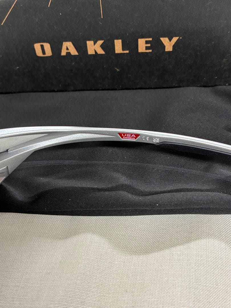 OAKLEY オークリー　サングラス　EYEJACKET REDUX