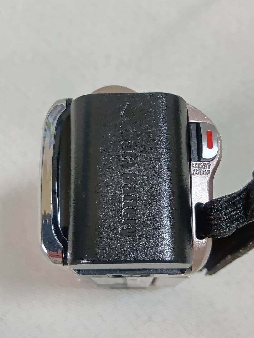 ビクター デジタルビデオカメラ JVC Everio GZ-HM670-N
