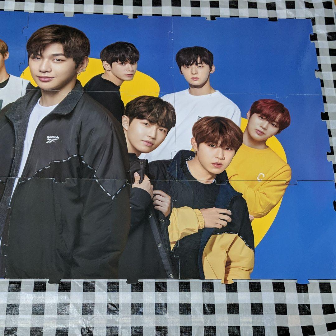 パズルコンプセット　WANNA ONE ワナワン　Reebok リーボック